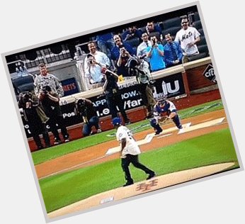 Happy Birthday, 50 Cent!! Cheers to you and the worst first pitch of all-time...  
