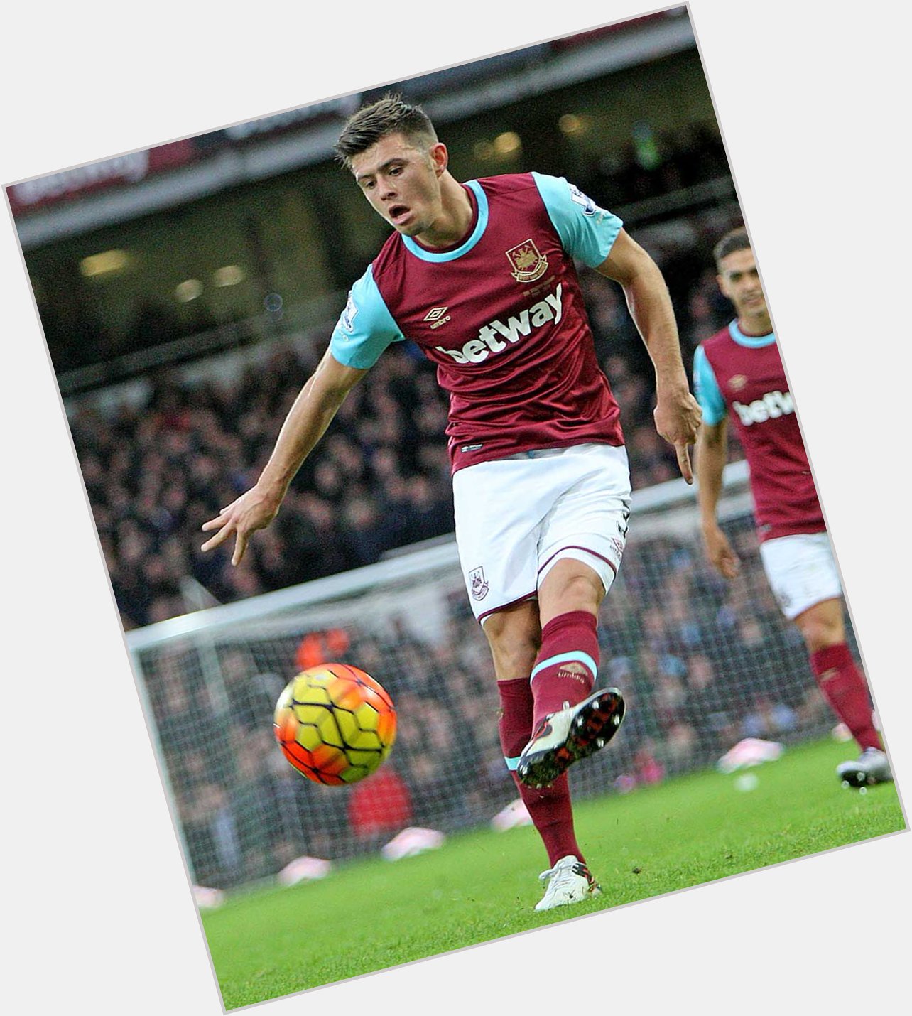    Happy Birthday to Hammers defender Aaron Cresswell.26 Today. 