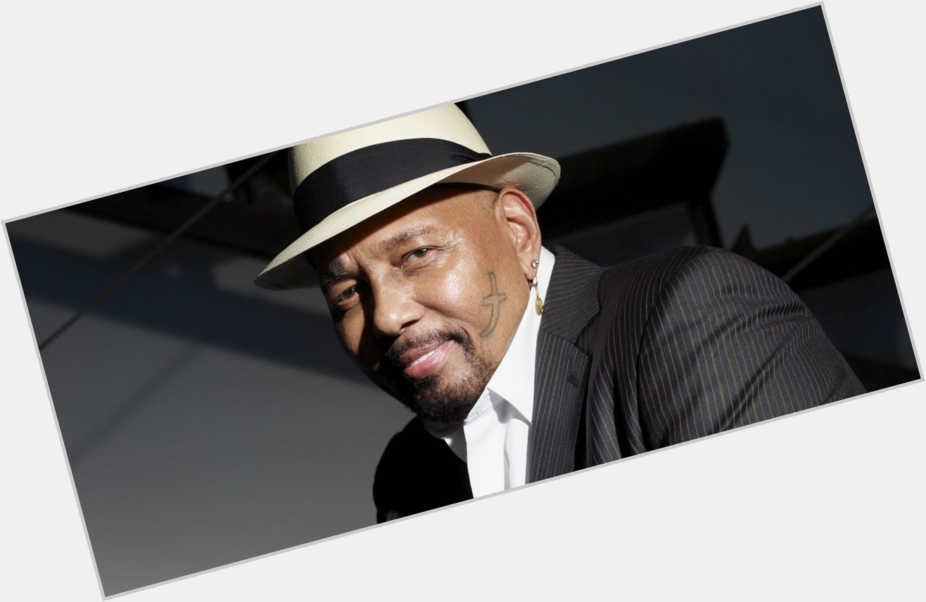 HAPPY BIRTHDAY to Aaron Neville, born on this day in 1941! 