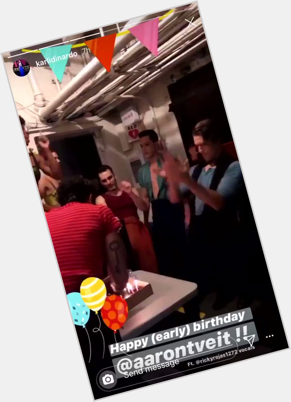 I\m glad to see that not even Aaron Tveit knows how to act when people sing Happy Birthday to him 