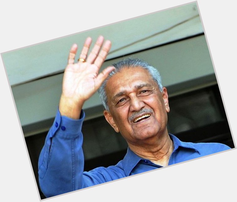 EveryBody Is Busy, No Body Noticed Today Is The BirThday OF Our Hero \"Dr Abdul Qadeer Khan\" Happy Birthday Sir !! 