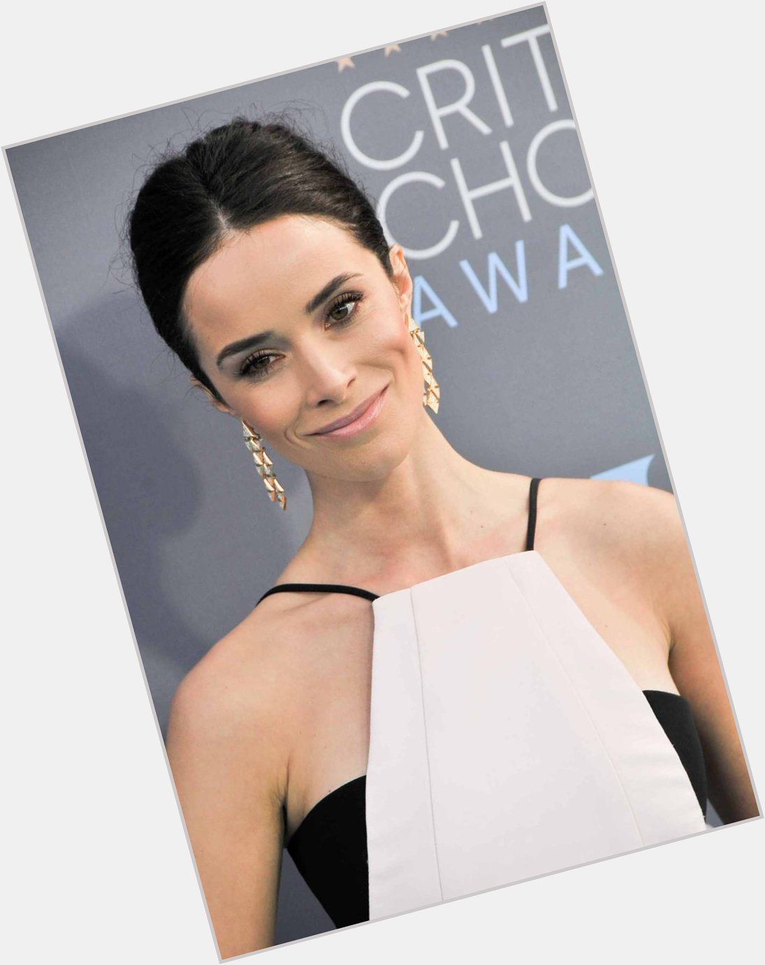 Also happy birthday to the radiant Abigail Spencer! 