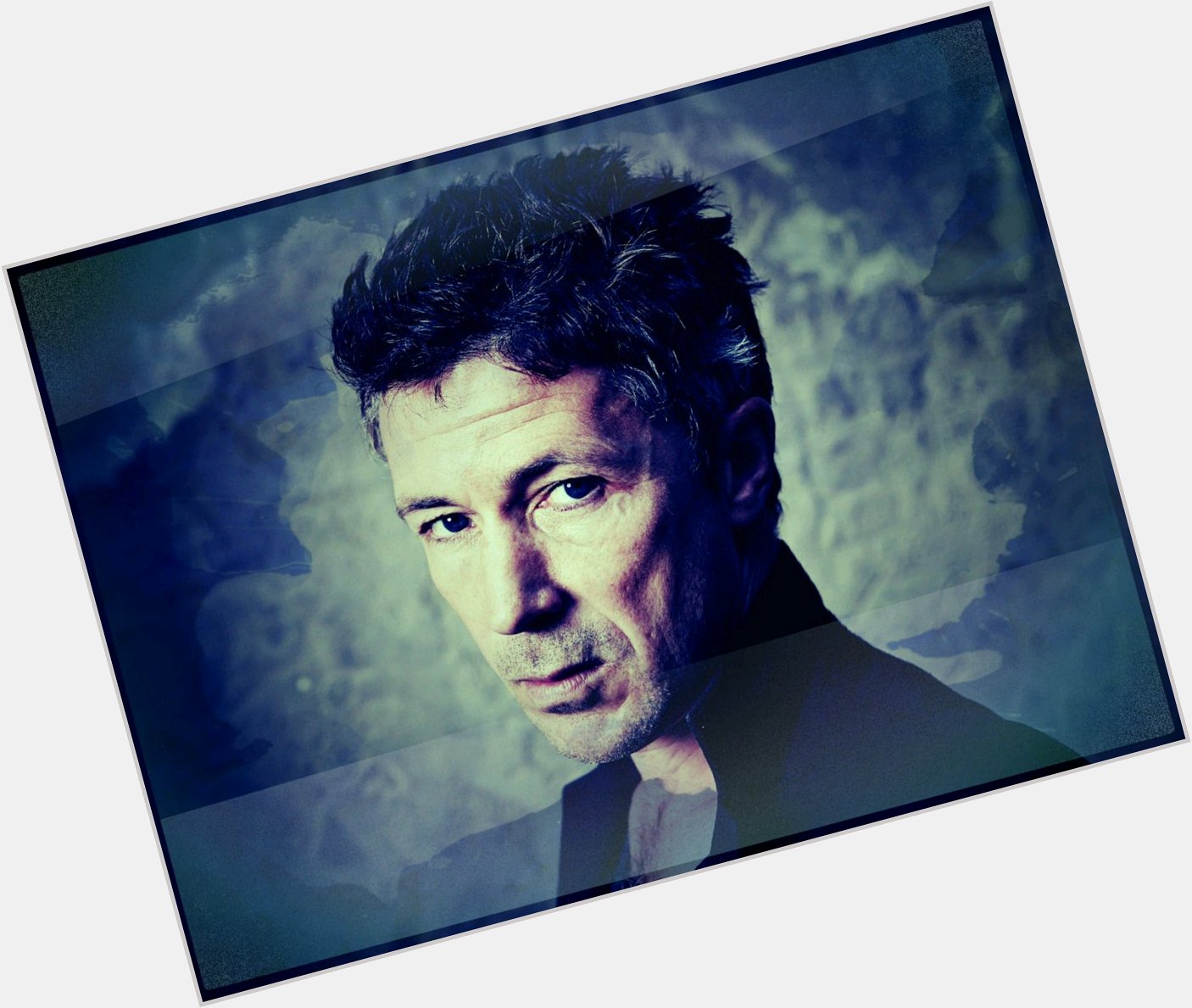 || A happy birthday to one of the most gorgeous creatures on this planet, Aidan Gillen!

*Edit is my own. No taking. 