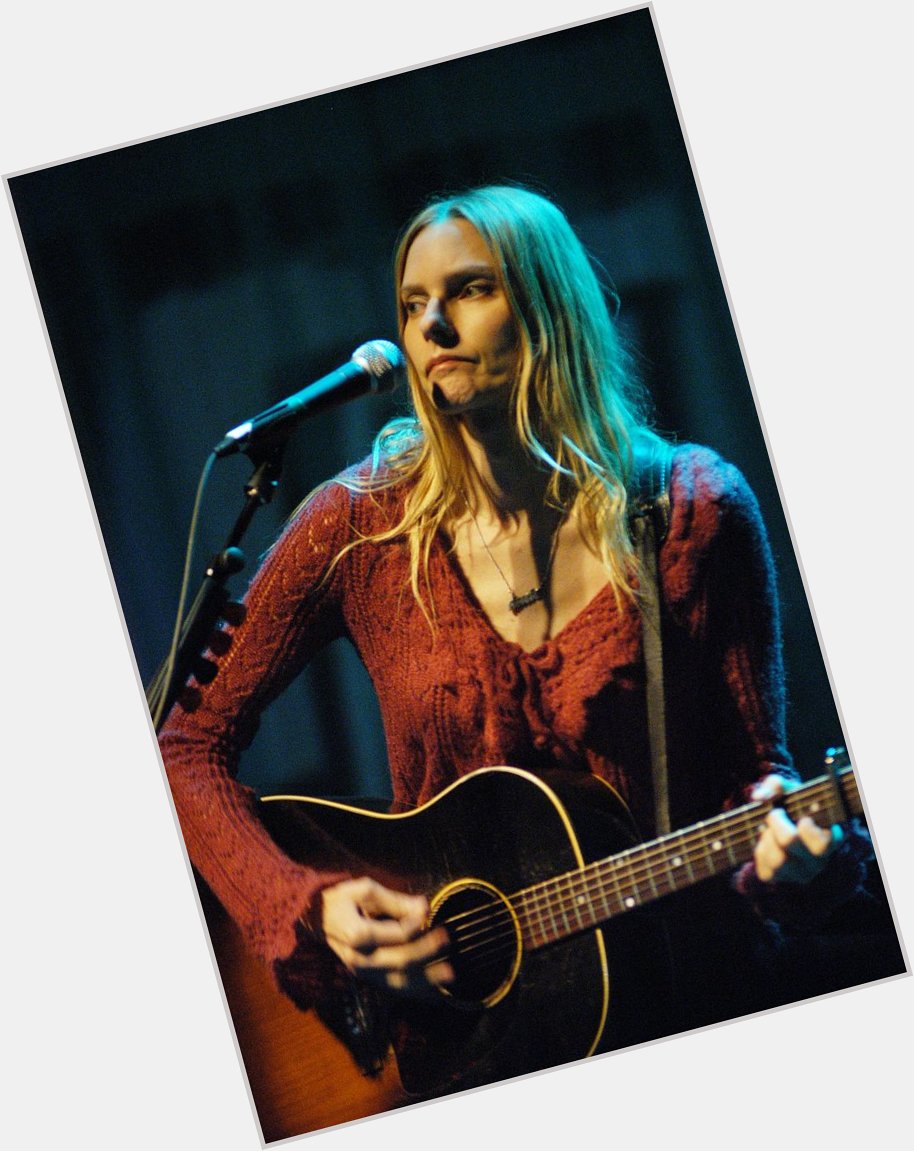 She fronted \Til Tuesday and has had an amazing solo career. Happy birthday to Aimee Mann! Pis, PR Photos 