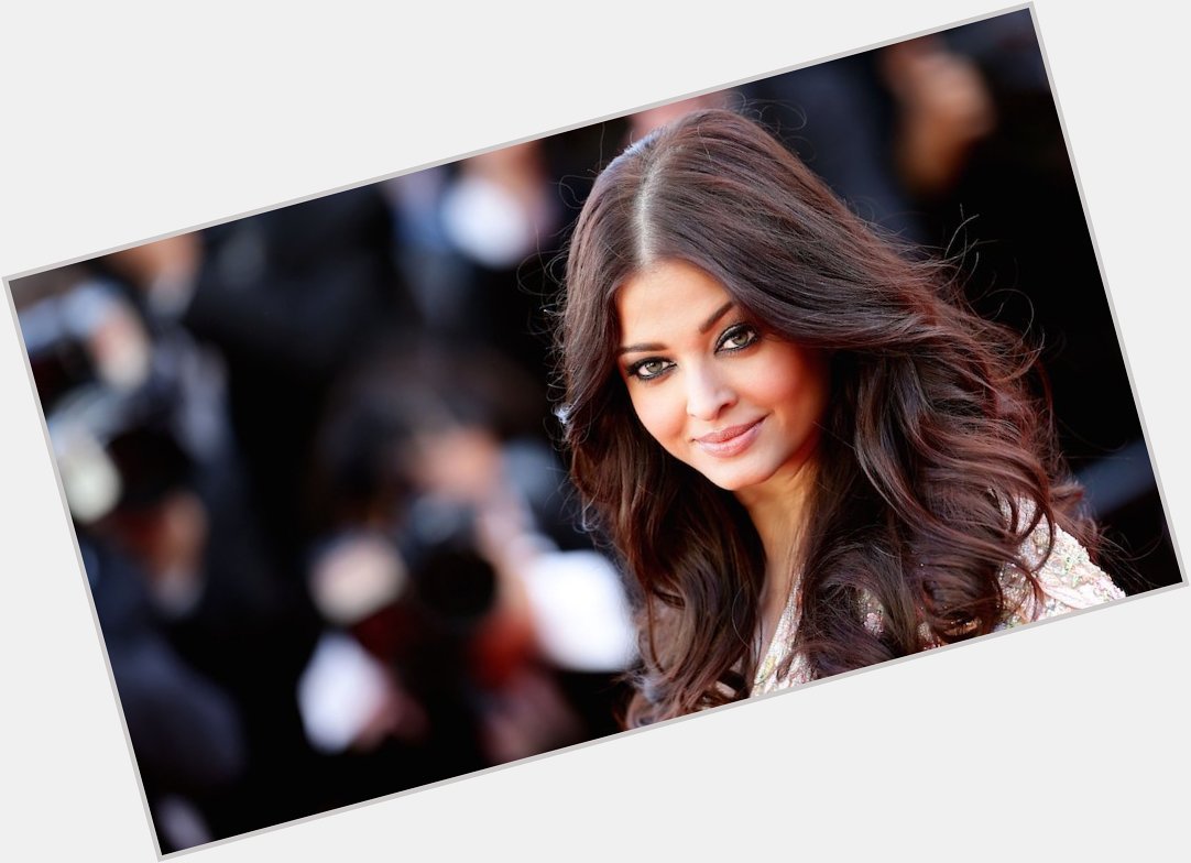 A35362:  BuzzFeedEnt: Happy birthday to star Aishwarya Rai Bachchan! 