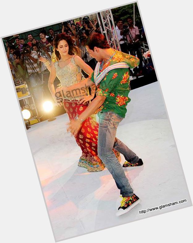Happy Birthday Akshay Kumar they\re enjoy dancing :D 