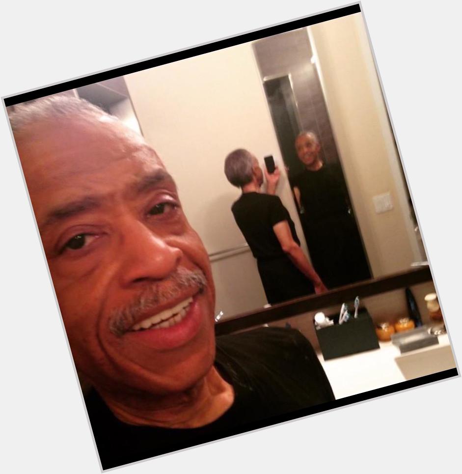 This dumb ass had to use two mirrors to take a selfie. I hate you Al Sharpton. I do not wish you happy birthday. 