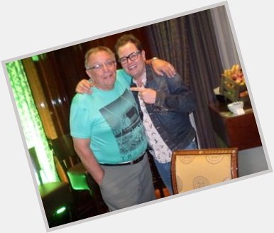 ...and it\s HAPPY BIRTHDAY today to Alan Carr..best birthday wishes from us....  