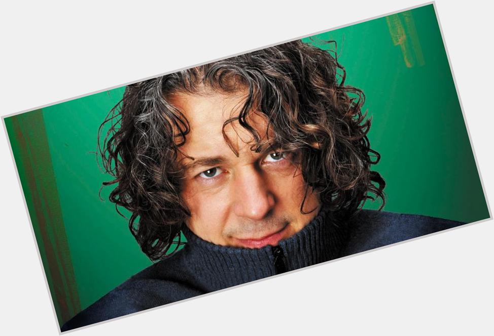 We\d like to wish a very happy 49th birthday today to comedian and actor Alan Davies. 