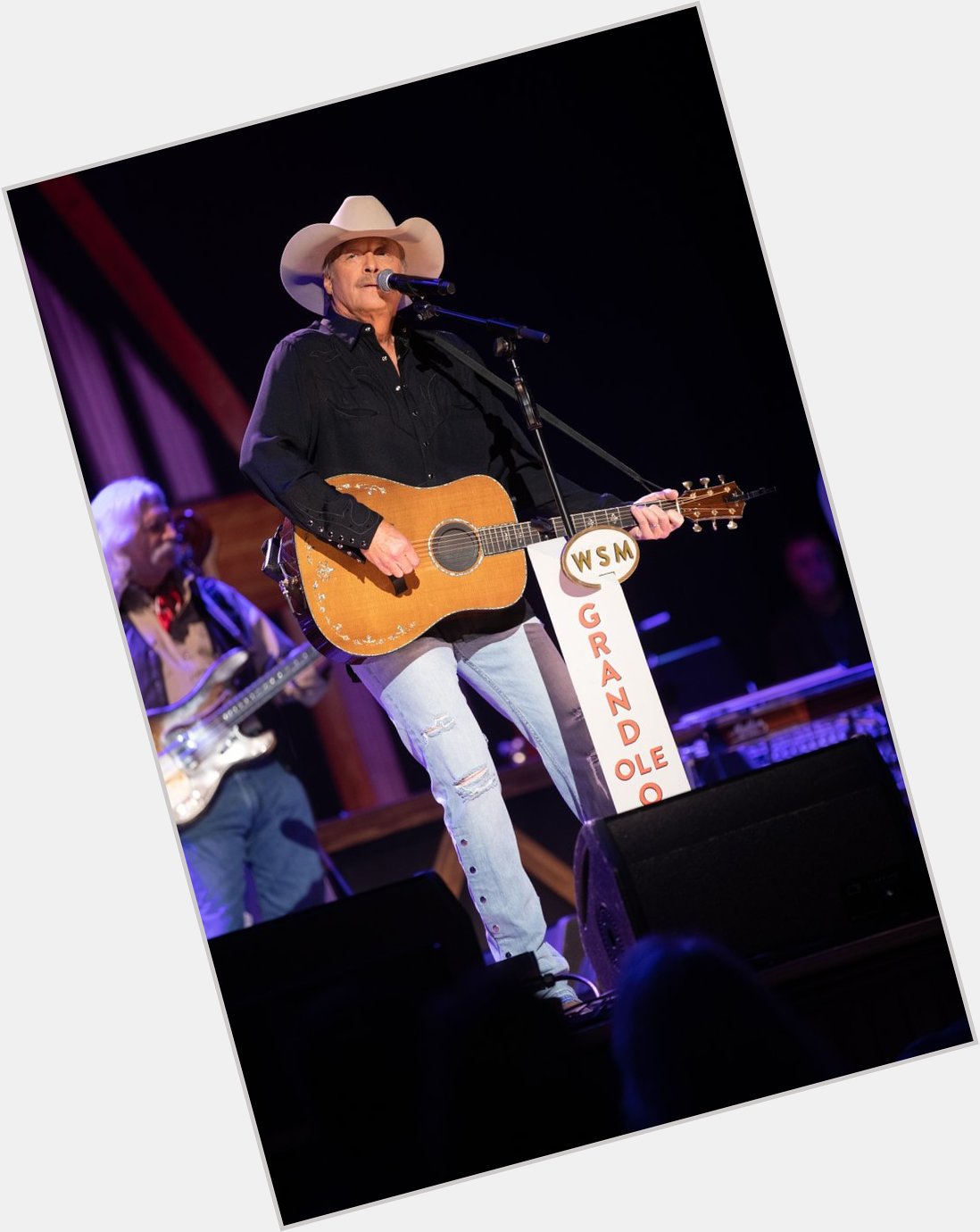 Join us in wishing Opry member Alan Jackson a very happy birthday! 