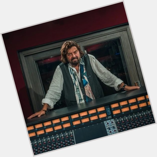 Happy 73rd Birthday to the great Alan Parsons. 
