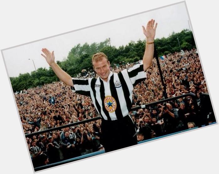 Happy Birthday to a Newcastle and England legend... Alan Shearer! Oh how Ive missed watching him play! 
