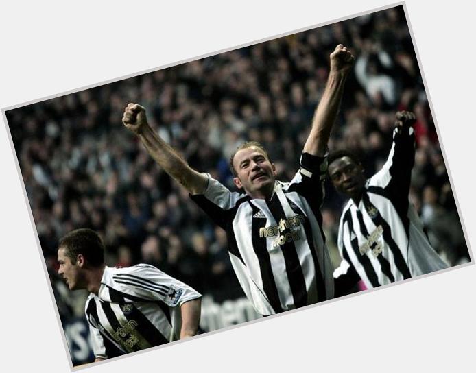 Happy 44th birthday to Alan Shearer! No player has scored more Premier League goals than he has (260). 