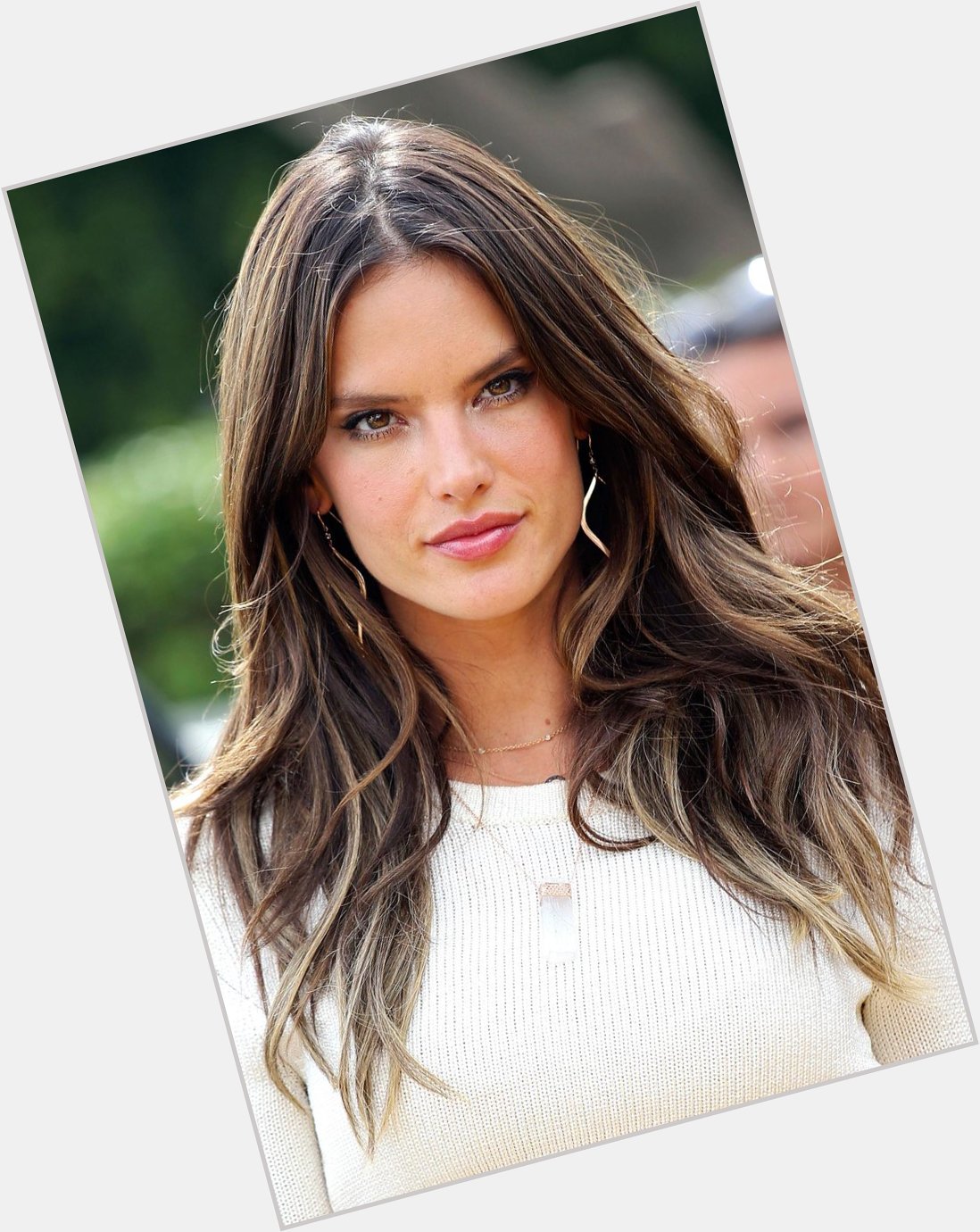 Happy Birthday Alessandra Ambrosio! Is her gorgeous hair really down to this crazy technique?  