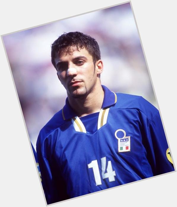 Happy 40th birthday to Alessandro Del Piero, the greatest striker 