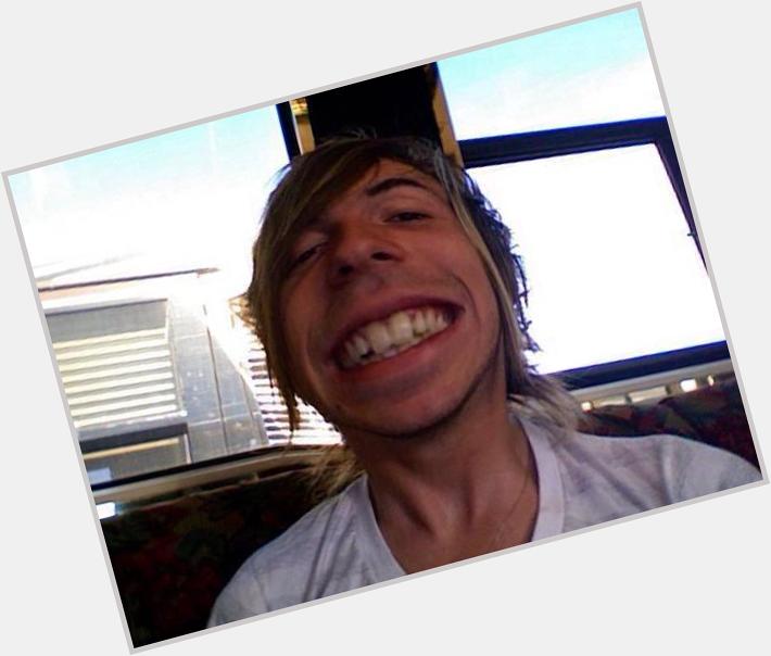 I dunno what time it is where atl are but HAPPY BIRTHDAY TO ONE OF MY FAV PEOPLE ON EARTH ALEX GASKARTH ILY IDIOT 