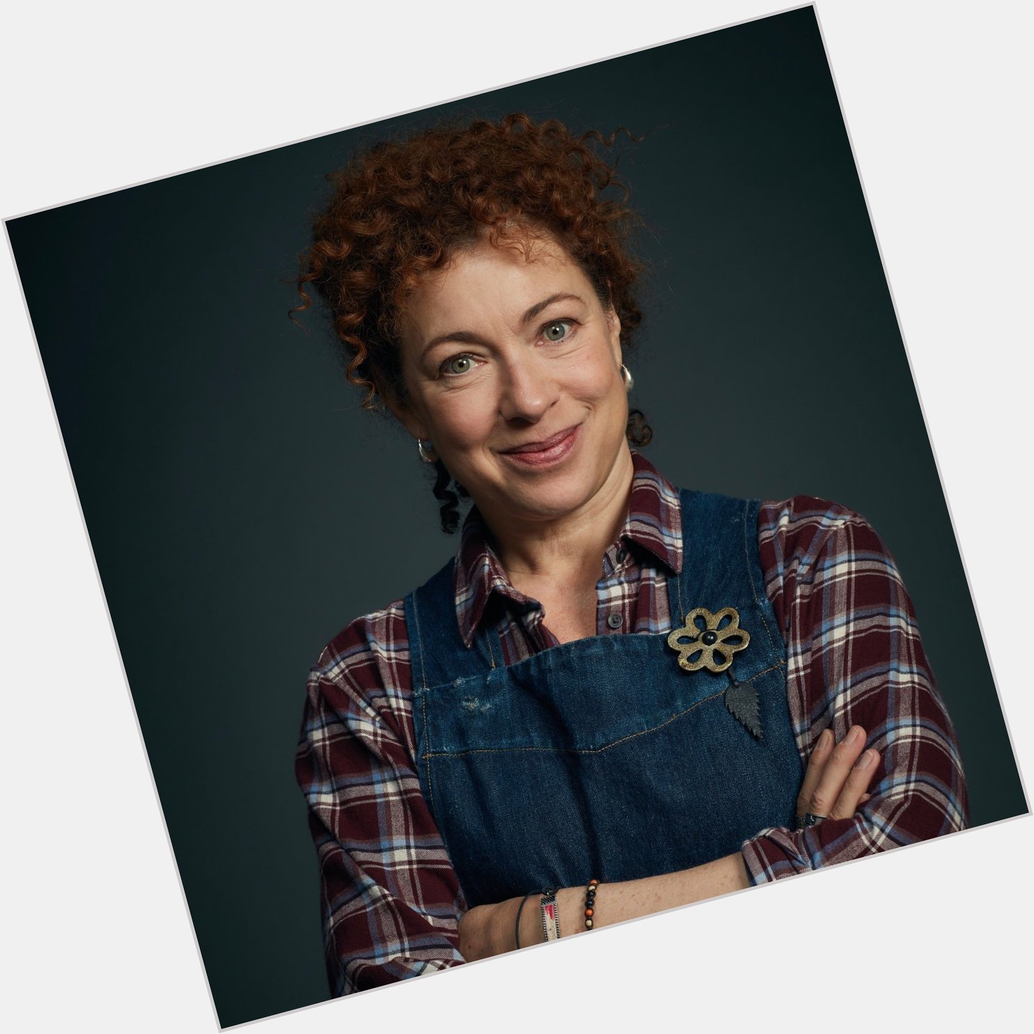 Huge happy birthday to our amazing Aunt Sarah - the one and only Alex Kingston! We hope you have a magical day 