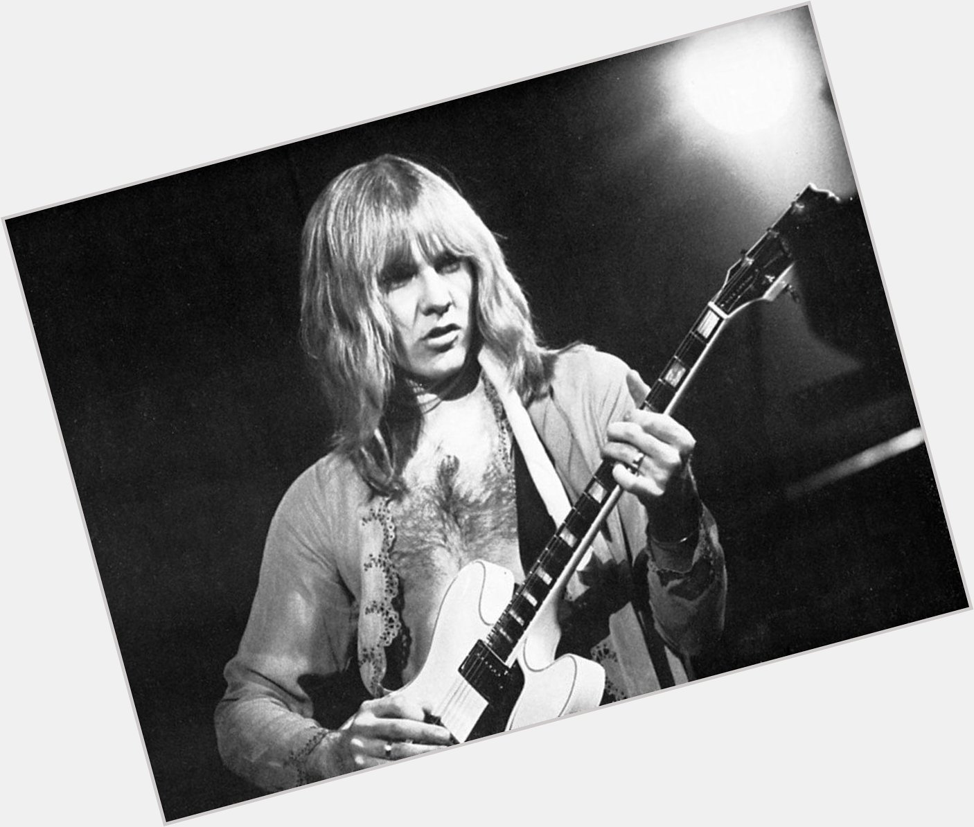 A very Happy Birthday to CSHF inductee Alex Lifeson from He turns 62 today!  