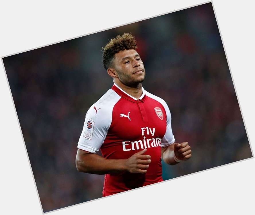 Happy birthday to Arsenal and England winger Alex Oxlade-Chamberlain, who turns 24 today! 