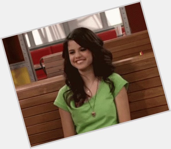 Alex russo made me realize i was into girls over 10 years ago. happy birthday !!! 