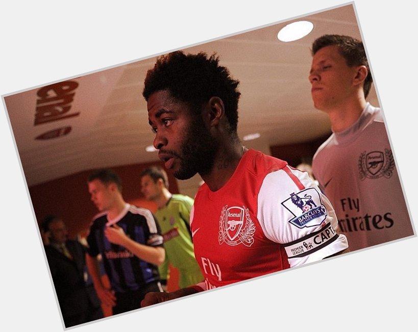Happy Birthday to former Arsenal midfielder Alex Song, who turns 33 today! 