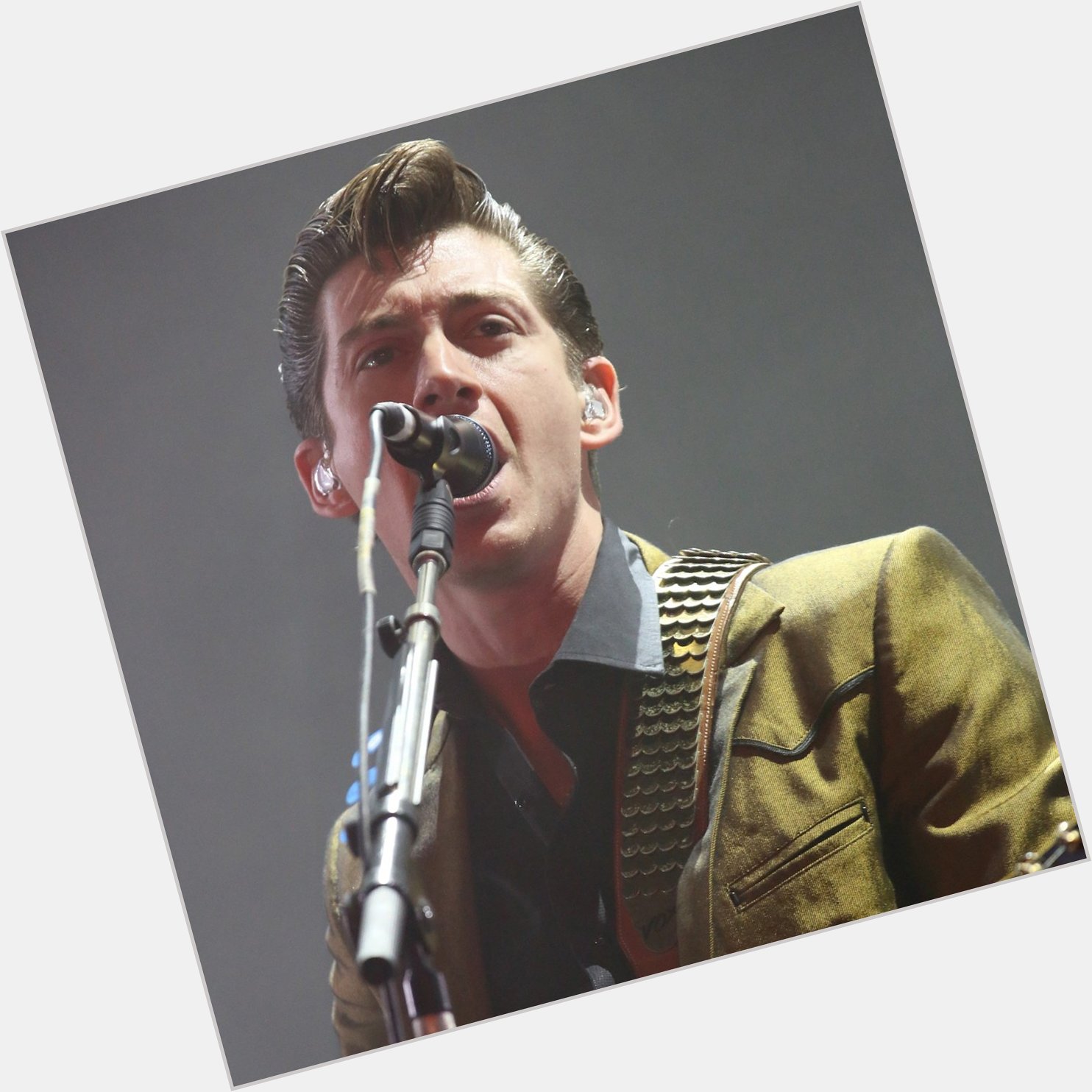 Happy Birthday Alex Turner! 

We hope it\s as epic as your 2014 opening performance!  