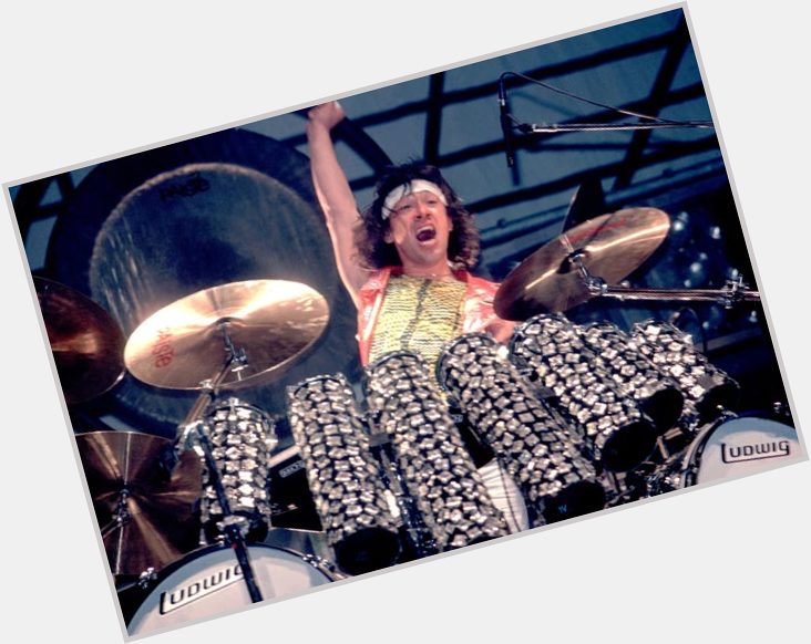 A big Monsters of Rock happy birthday to Alex Van Halen! 