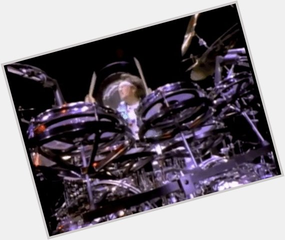 Happy 70th Birthday to one of my fave drummers of all time, the great Alex Van Halen! 
