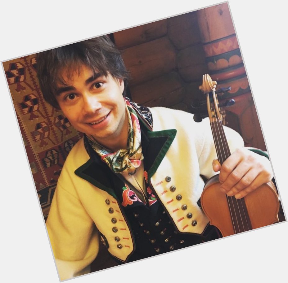 Happy bday to the one and only Alexander Rybak, king of eurovision love u my MAN 