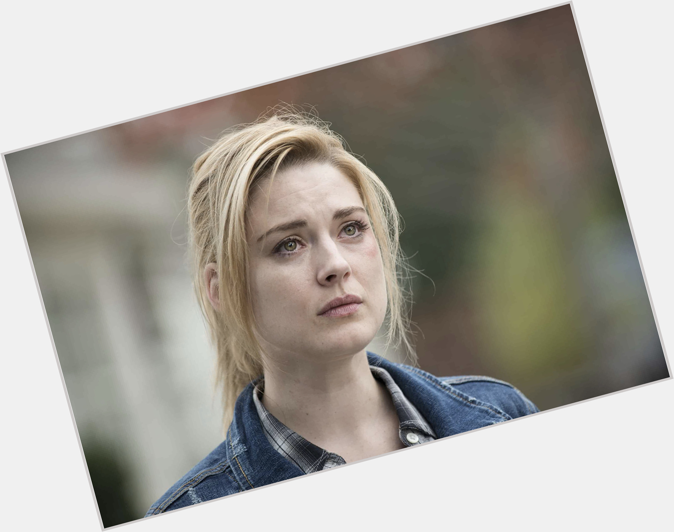A happy 41st birthday to Alexandra Breckenridge of The Walking Dead and American Horror Story. 