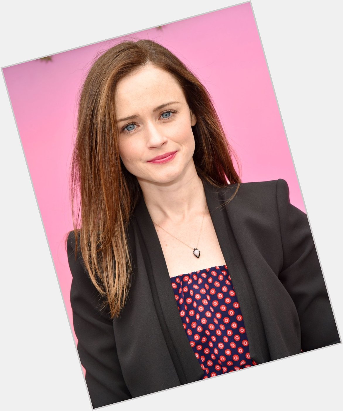 Happy Birthday to Alexis Bledel who turns 39 today! 