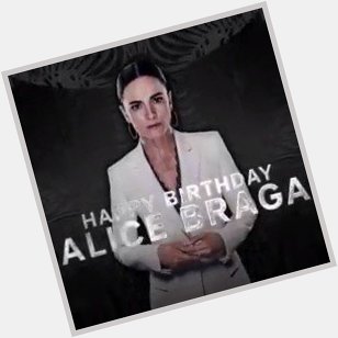 Happy birthday to the woman who brings a whole new meaning to the word Queen, Alice Braga. 