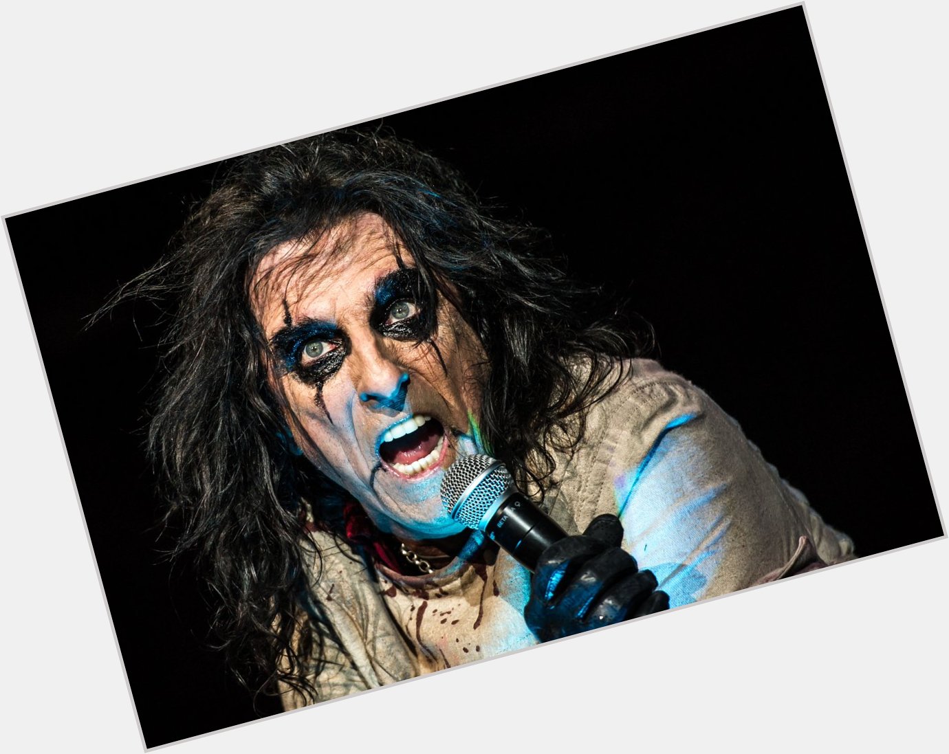 Happy birthday to shock rocker extraordinaire Alice Cooper! How many times have you seen him in concert? 