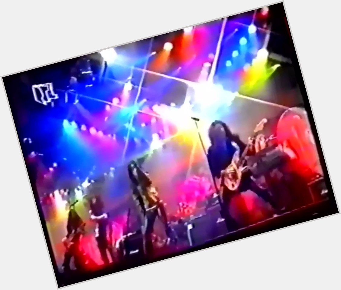 Alice Cooper - Love s A Loaded Gun (TV Performance 91)

Happy Birthday to the Coop   