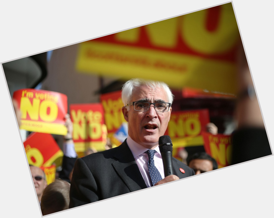 Happy 61st birthday Alistair Darling, ex-Labour chancellor and leader of the winning campaign 