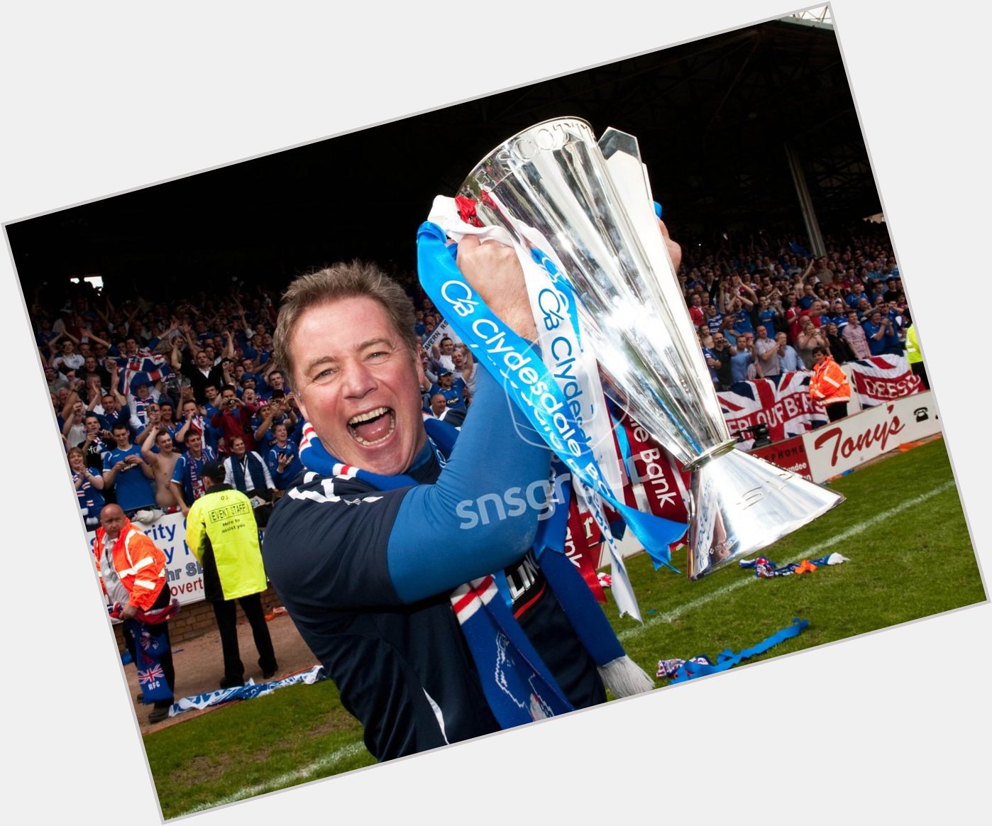  Happy Birthday to legend Ally McCoist. 