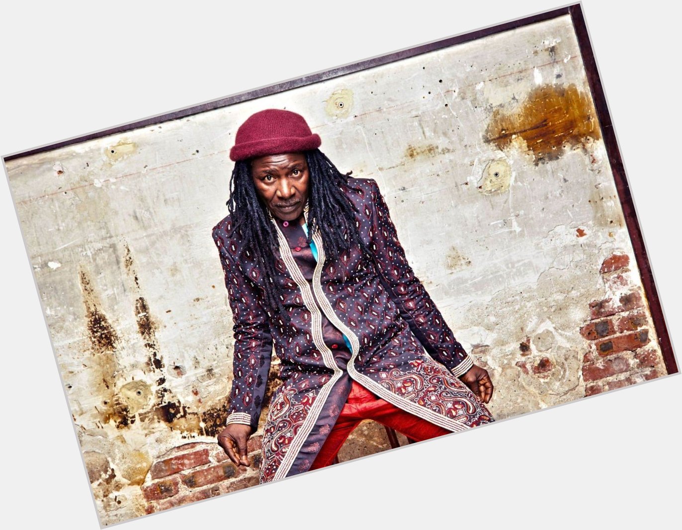 Happy birthday Alpha Blondy! 