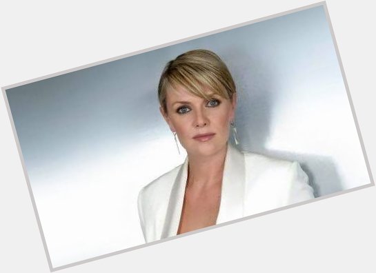 Happy Birthday to British-Canadian actress and director, 
Amanda Tapping (August 28, 1965). 