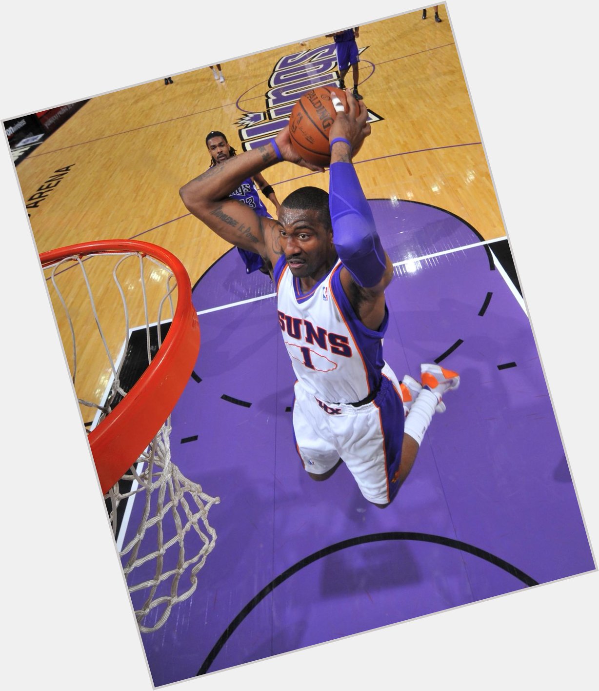 Happy 33rd Birthday to 6-time All-Star & former ROY winner Amar\e Stoudemire 