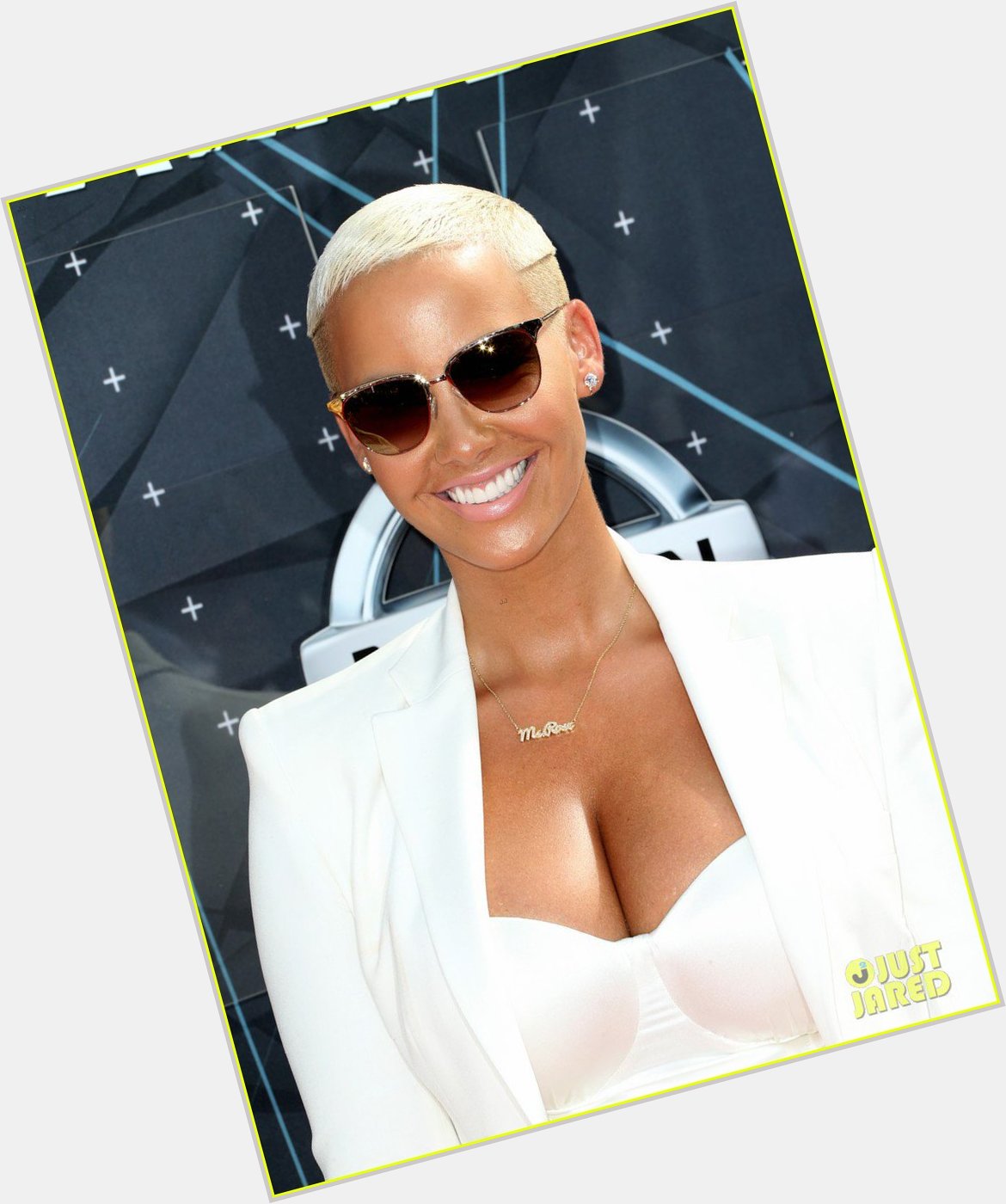 Happy birthday to the fantastic AMBER ROSE!!! 