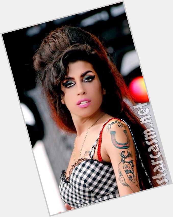 Happy Birthday Amy Winehouse :( 