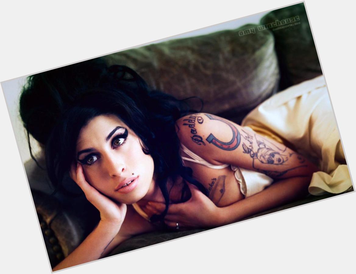 Happy Birthday to Amy Winehouse! She was such a talented badass. I wish I could\ve seen her live. RIP 