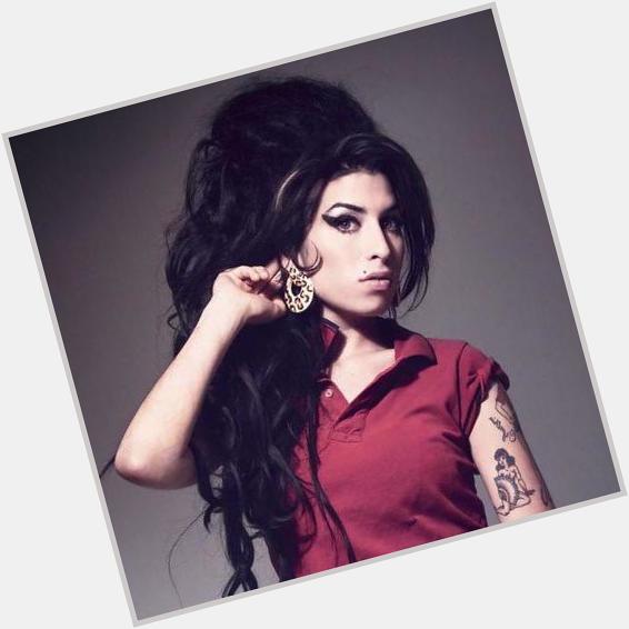 Happy 32nd birthday to the beautiful and incredibly talented Amy Winehouse. RIP 