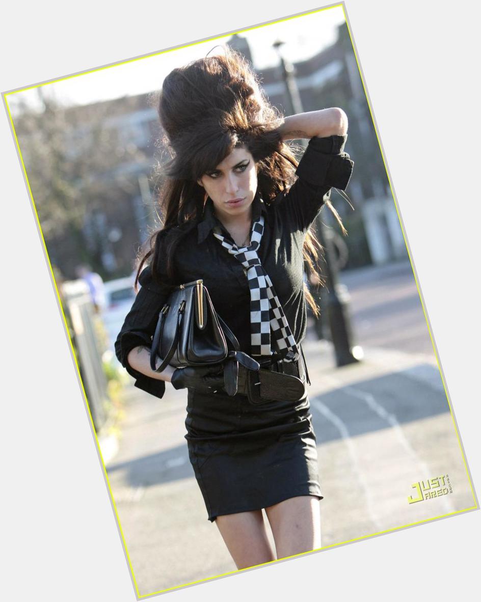 1983 was a brilliant year! I was born, and so was this gorgeous woman! Happy Birthday Amy Winehouse   