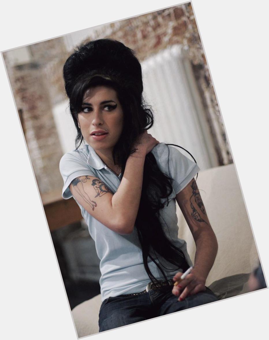 Happy 32nd birthday to the blues and jazz queen, Amy Winehouse 