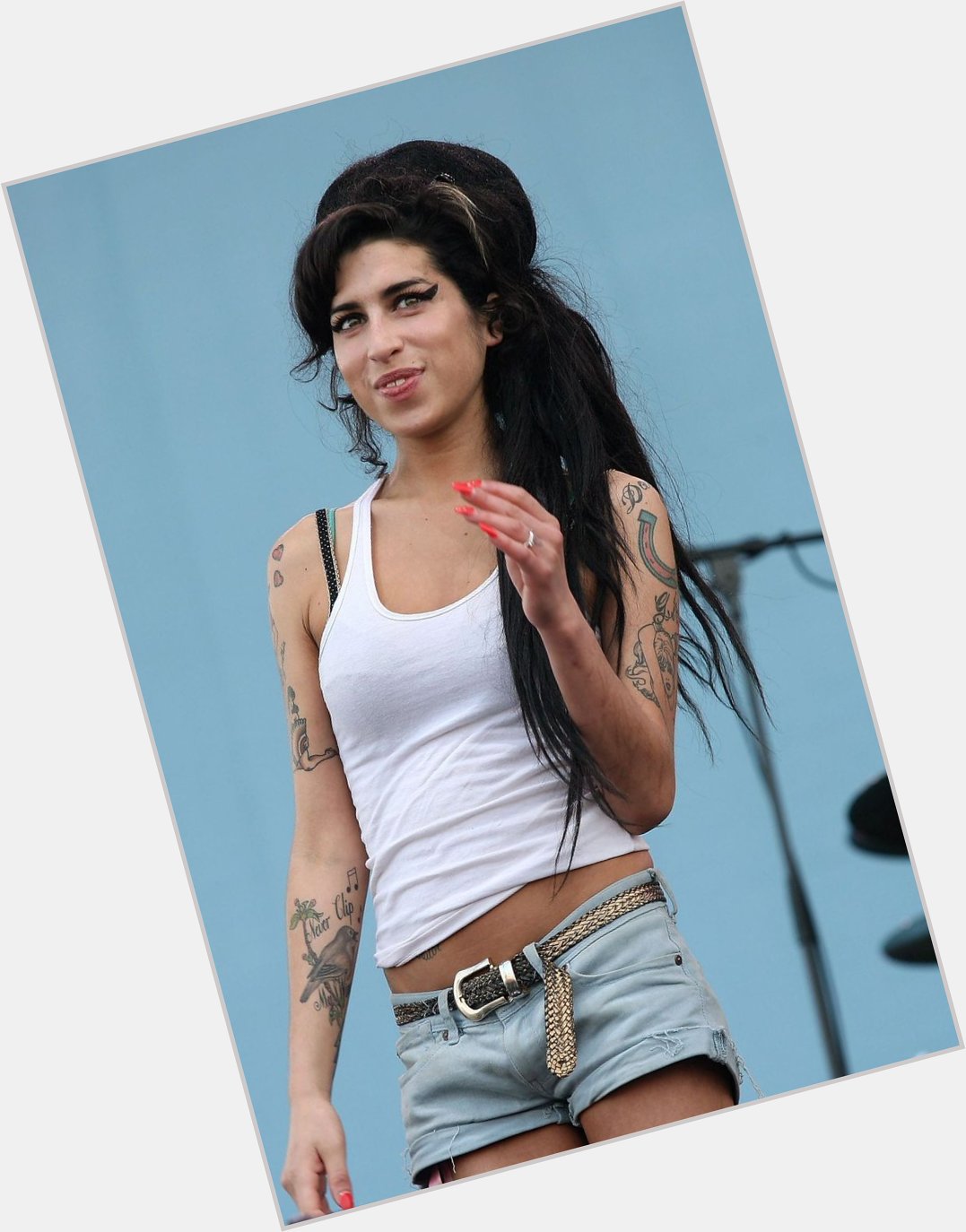Happy Birthday to the legend Amy Winehouse 