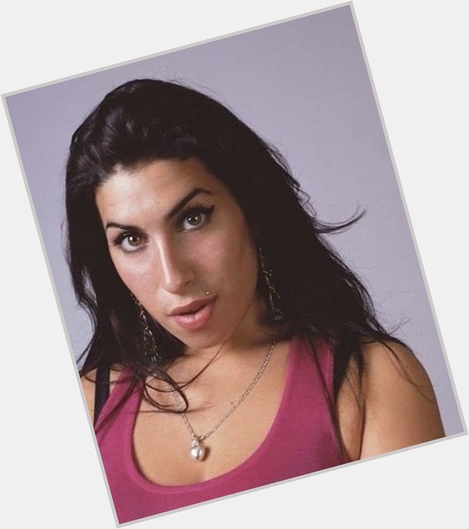 Happy birthday amy winehouse. she would\ve turned 38 today 