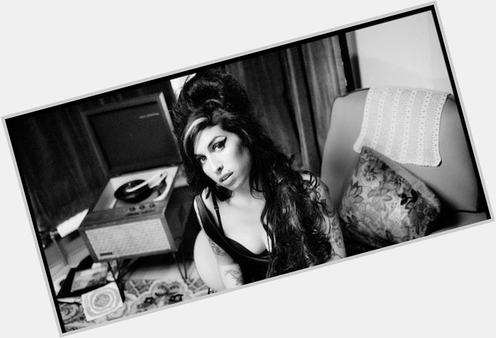 Room Rater Happy Birthday in Memoriam. Amy Winehouse was born this day in 1983. Always a 10/10. 