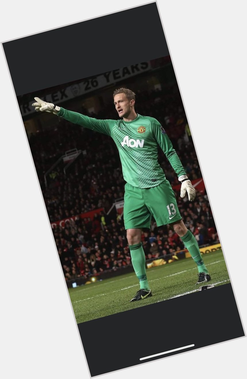 Happy 39th birthday to former Manchester United goalie Anders Lindegaard    