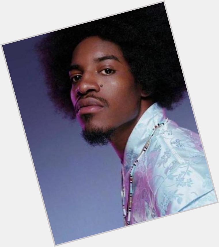 Happy 40th birthday to Mr André 3000 . Let\s throwback to his 2003 hit, \Hey Ya\ >  